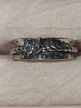 Fidget Spinner Butterfly Ring Engraved "Do What Makes Your Soul Shine"